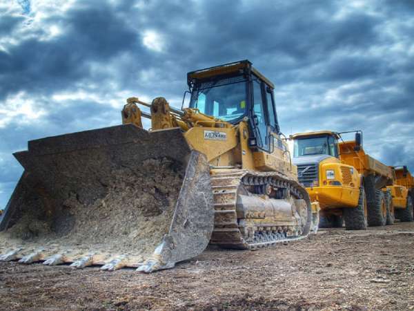 Tutti i macchinari per il movimento terra