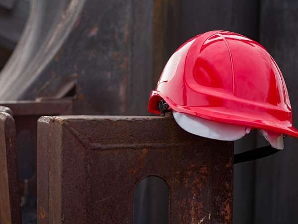 Lavorare in sicurezza con le pendenze: consigli pratici per gli operatori